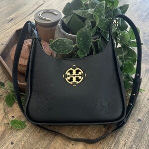 Tory Burch Black Leather Shoulder Bag with Gold Emblem